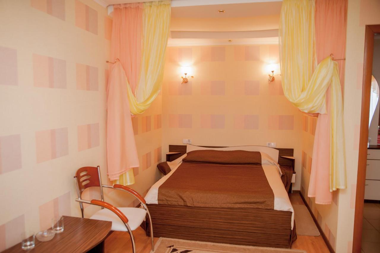 Dniprovski Zori Kremenchuk Exterior foto