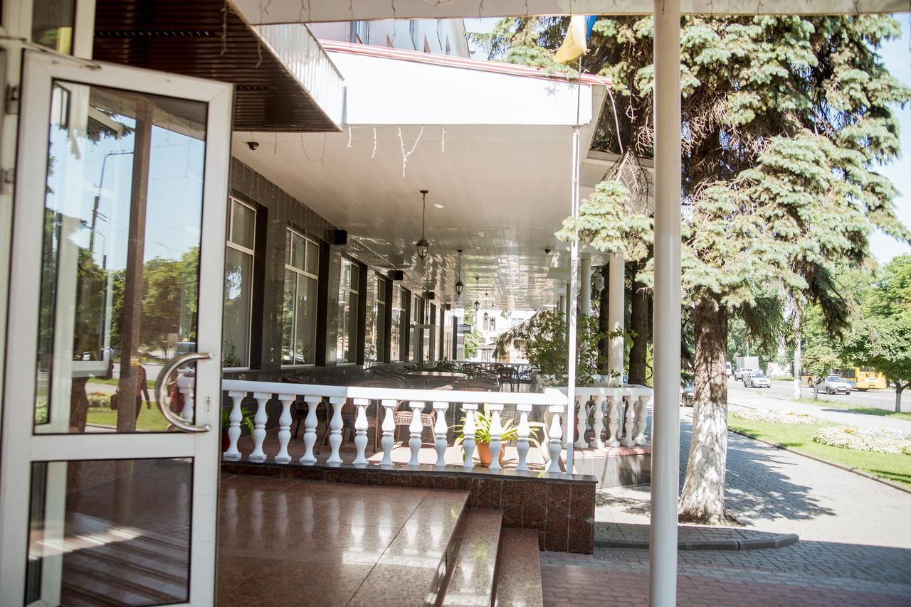 Dniprovski Zori Kremenchuk Exterior foto